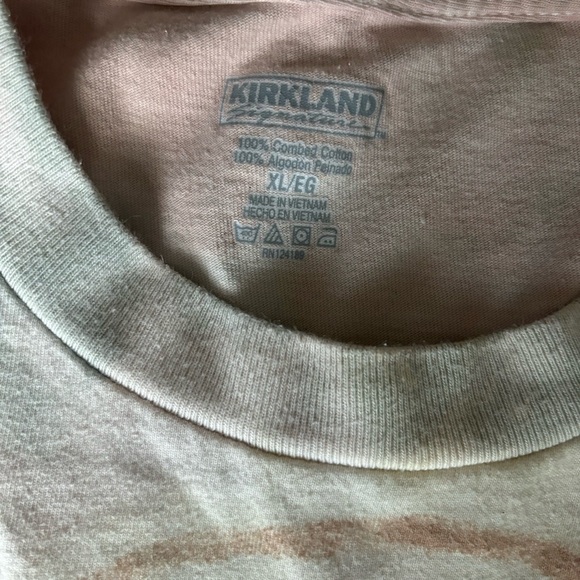 Neutral Tone Mushroom Tshirt Size XL Hand Painted - Picture 6 of 6